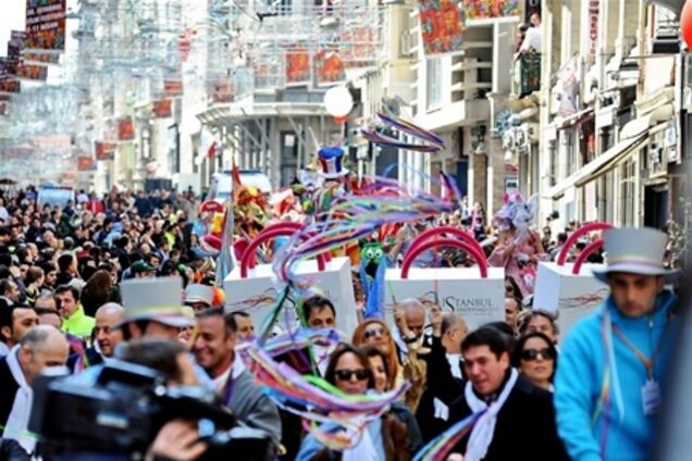 Весь июнь в Стамбуле пройдет Фестиваль Шоппинга