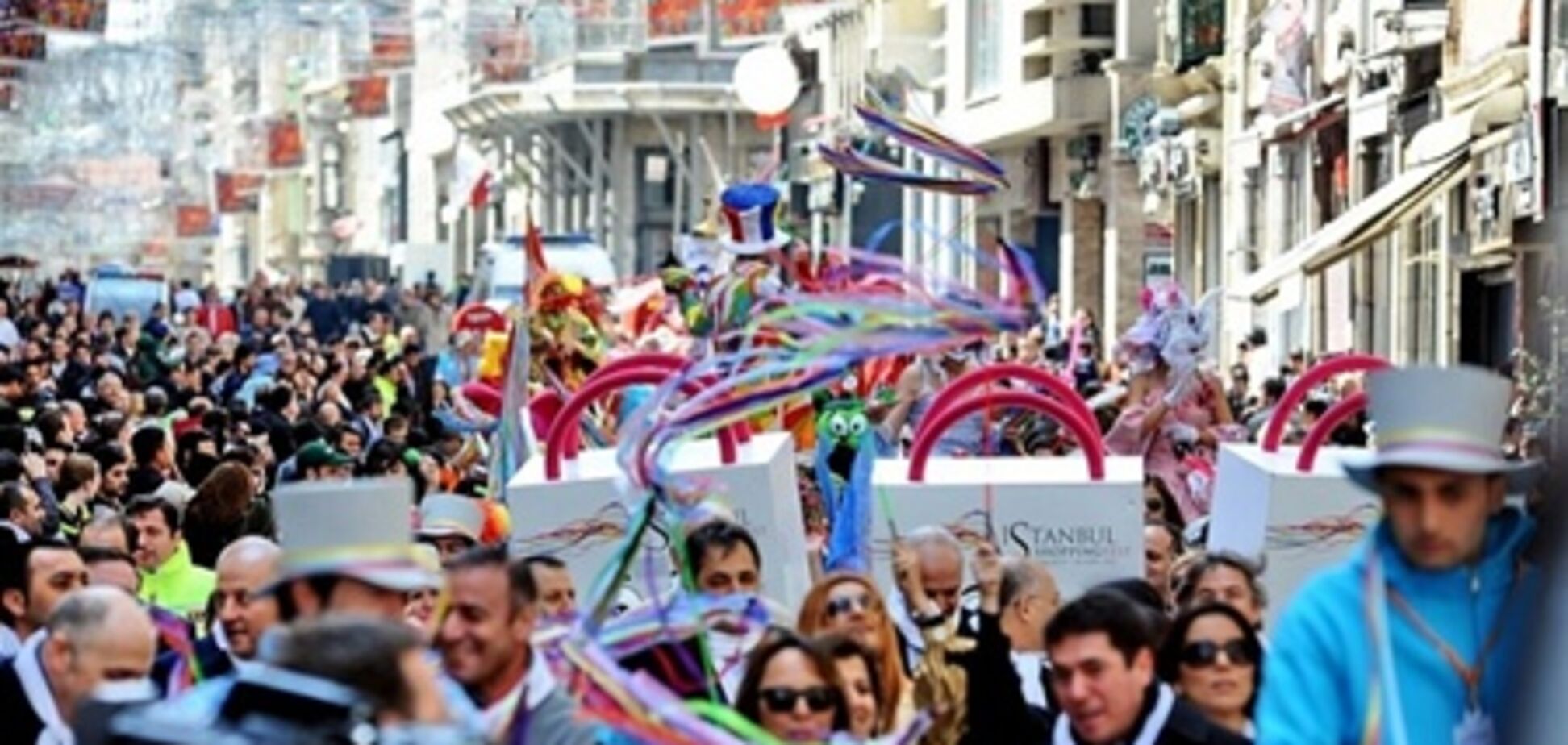 Весь июнь в Стамбуле пройдет Фестиваль Шоппинга