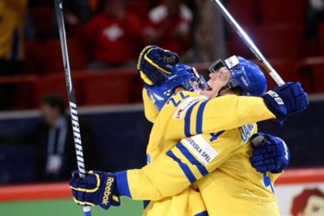 ЧМ по хоккею. Швеция одолела Канаду
