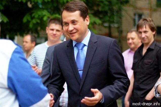 Волков приливал орден, а Лукьянов и Цыркин отдыхали с ветеранами. Видео