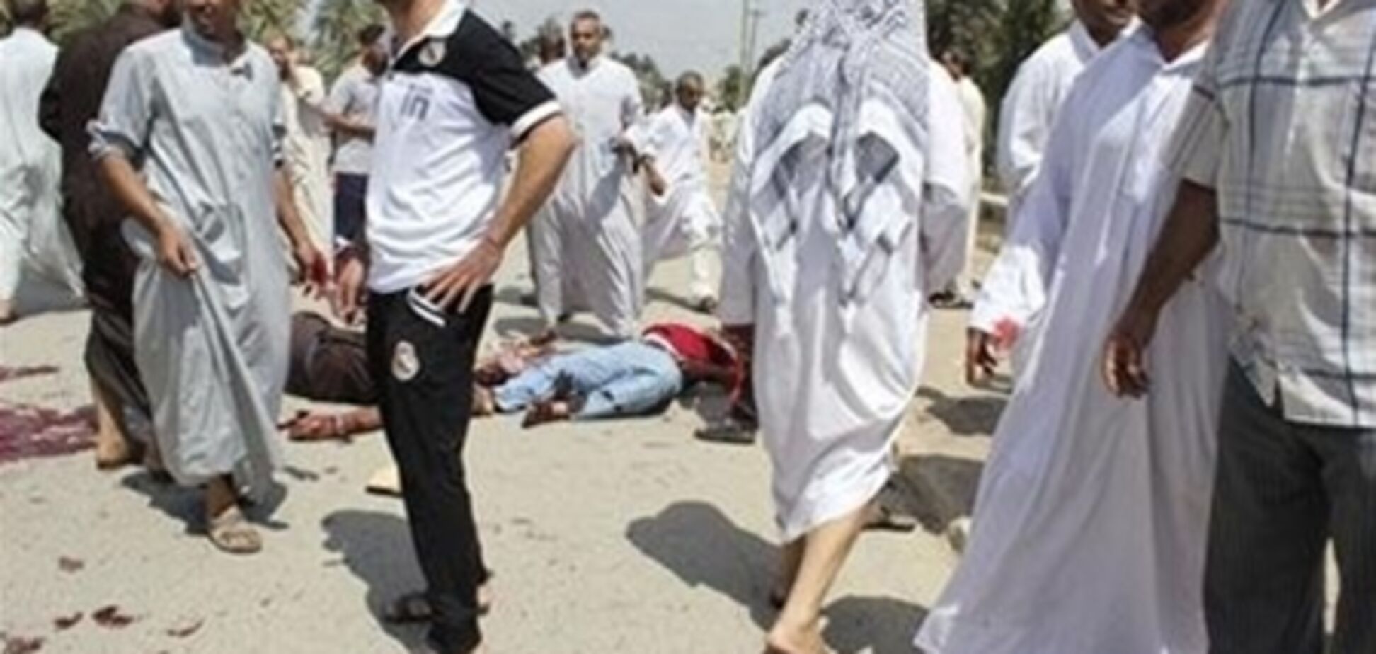 В Ираке взорвали мечеть с прихожанами: 43 жертвы