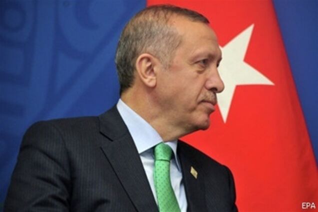 Турецкий премьер планирует визит в РФ для обсуждения Сирии