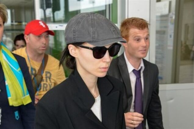 Папарацци раскрыли маскировку Мары и Паради