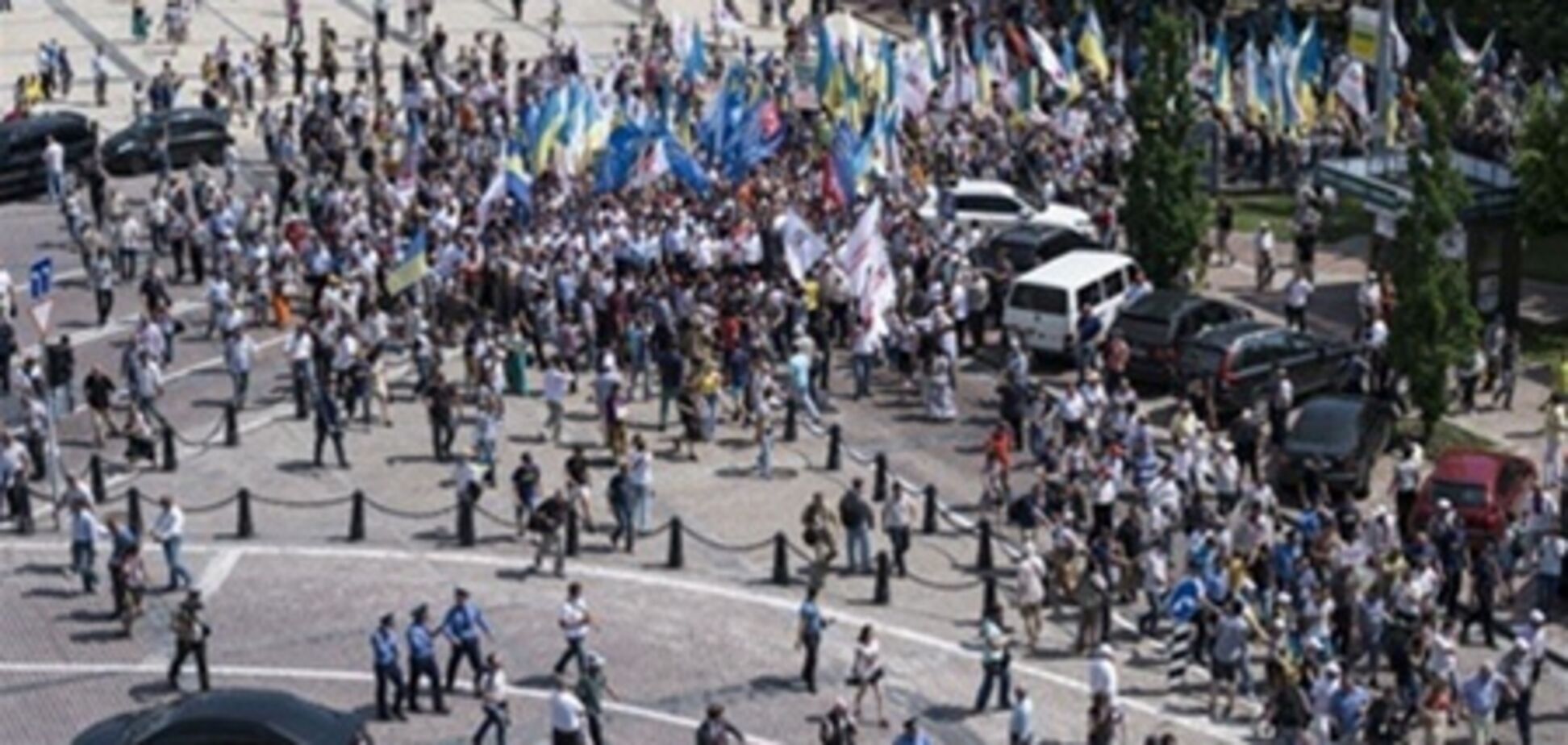 МВД: от ПР митинговали 50 тыс. человек, от оппозиции - 6,5 тыс.