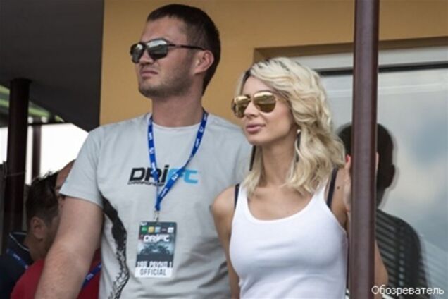 Янукович и Лобода посетили открытие дрифтового сезона. Фото