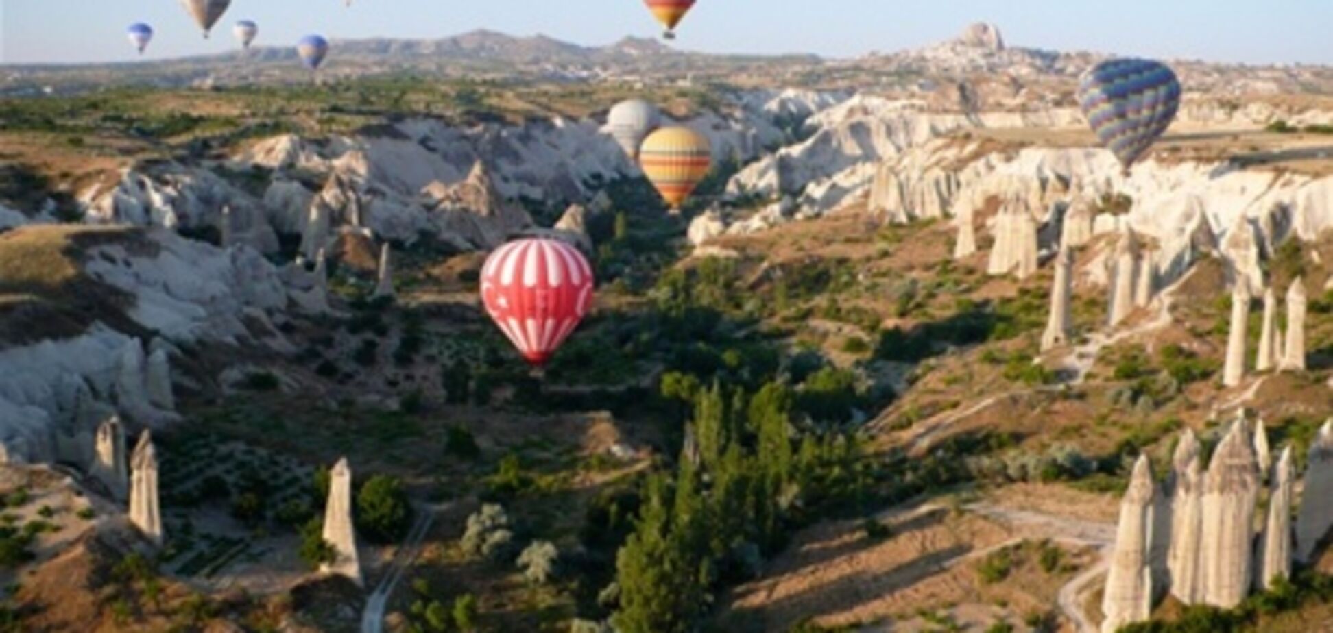 В Турции 25 туристов разбились на воздушном шаре