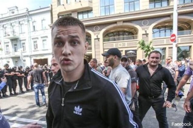 СМИ: у обидчика киевских журналистов судимость