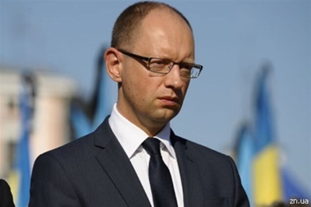 Єфремов закликає Яценюка визначитися з фашизмом