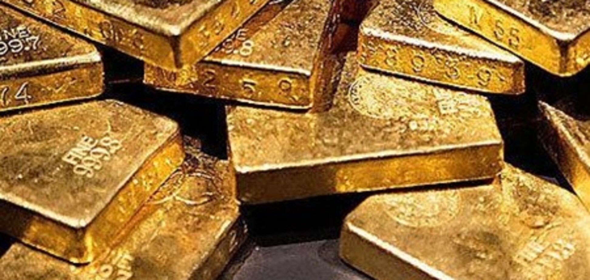 Эксперты: золото будет находиться под давлением