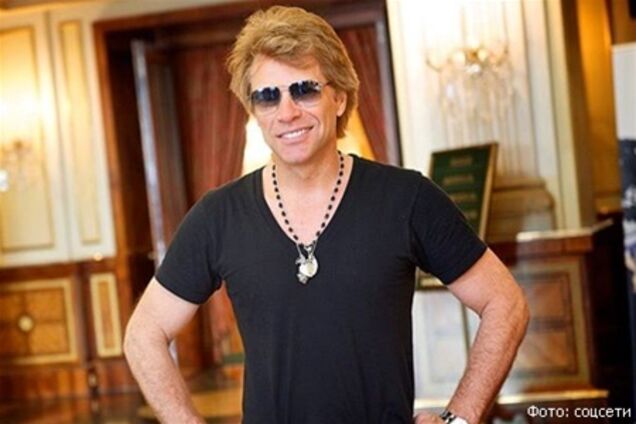 Бон Джови обругал Бибера за опоздание на концерт