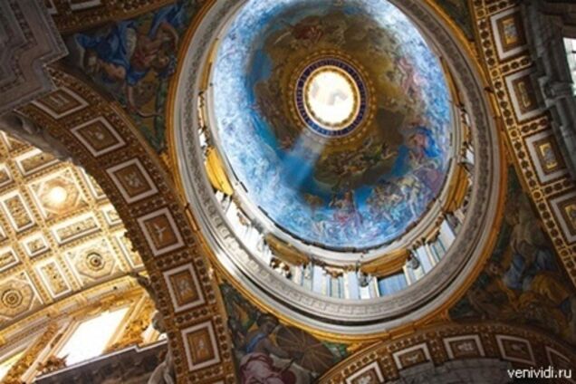 Ватикан впервые отчитался о финансах