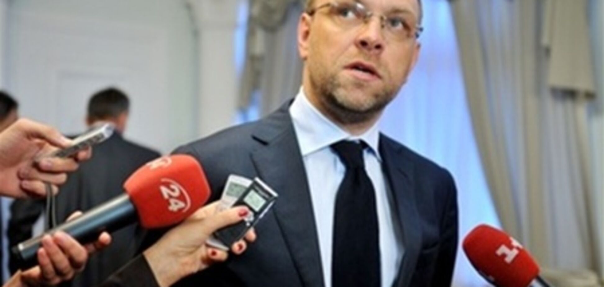 Парламентский комитет рекомендует назначить Власенко членом ВСЮ