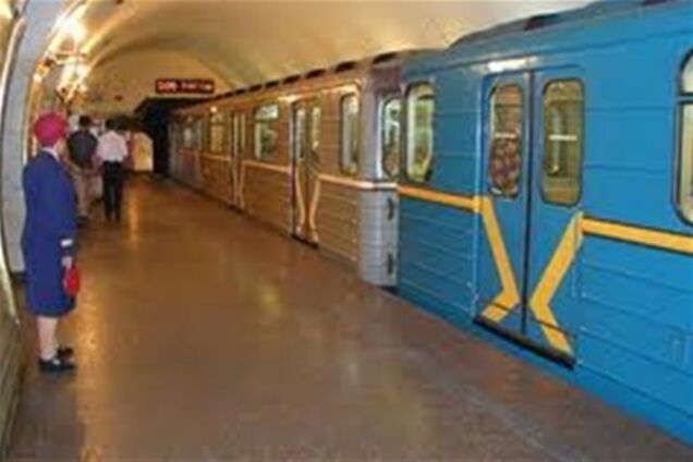 Метрополитену Киева разрешили списать 1 млн грн