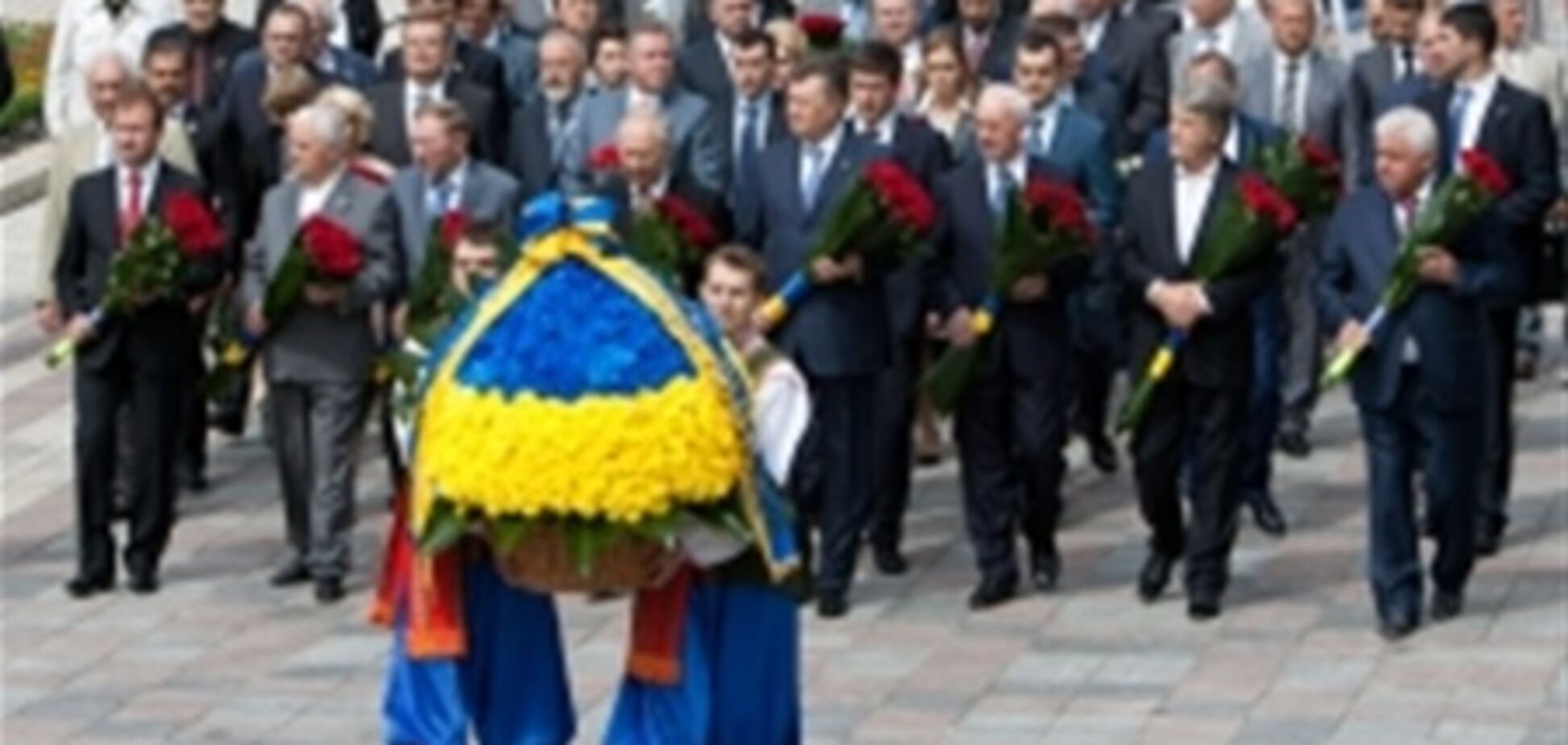 Всі президенти України прийшли разом вшанувати Шевченка