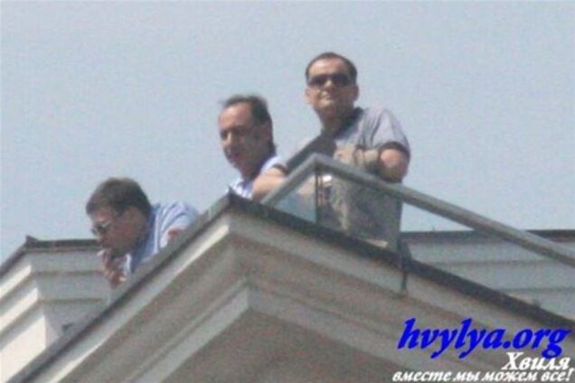 Глава МВД наблюдал за избиением журналистов с крыши гостиницы - СМИ