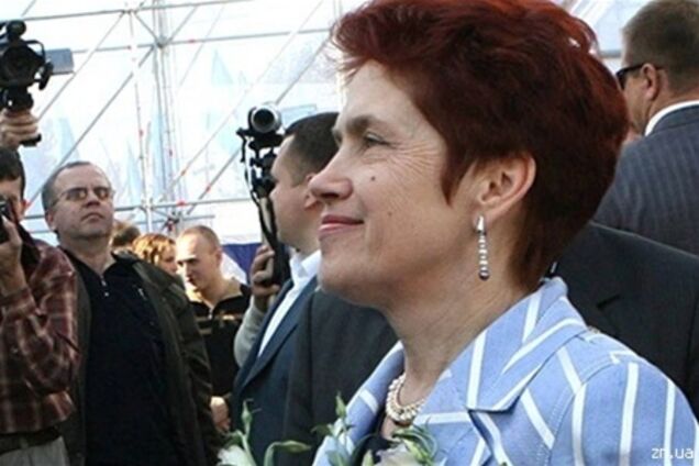 Дружина Януковича сходила на виставу за книгою Матіос