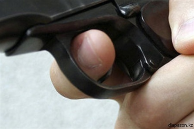 У Нижньому Новгороді чоловік влаштував стрілянину в кафе