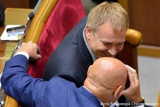 Регіонал Колесніченко перефарбувався в 'золотистий' колір