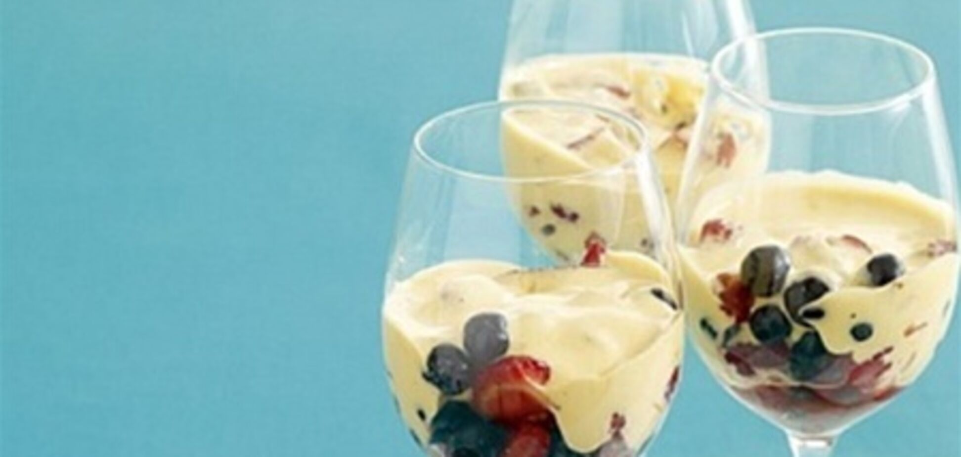 Сабайоне с ягодами