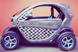 Самый "веселый" автомобиль ушел с молотка
