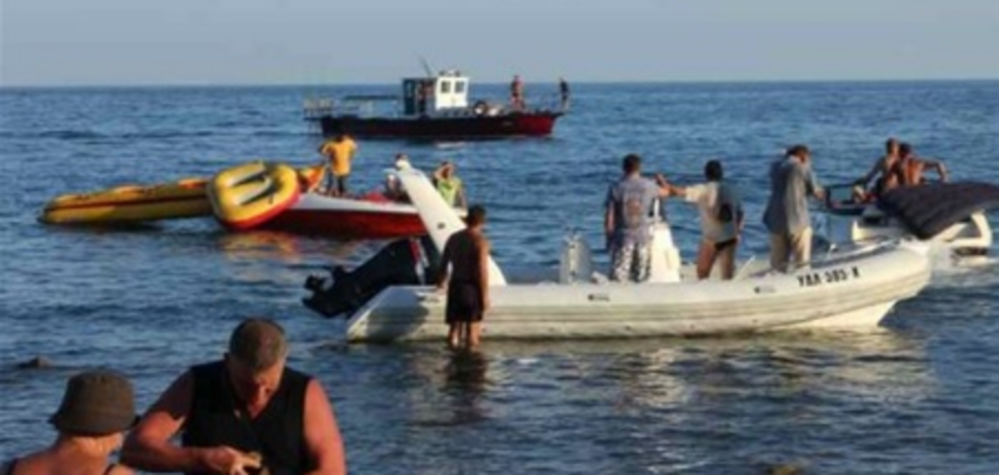 В Крыму затонул катер с туристами
