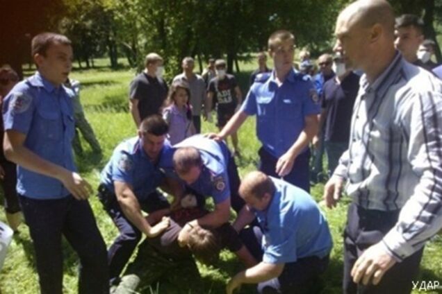 Нападавший на журналиста в Броварах задержан – УДАР