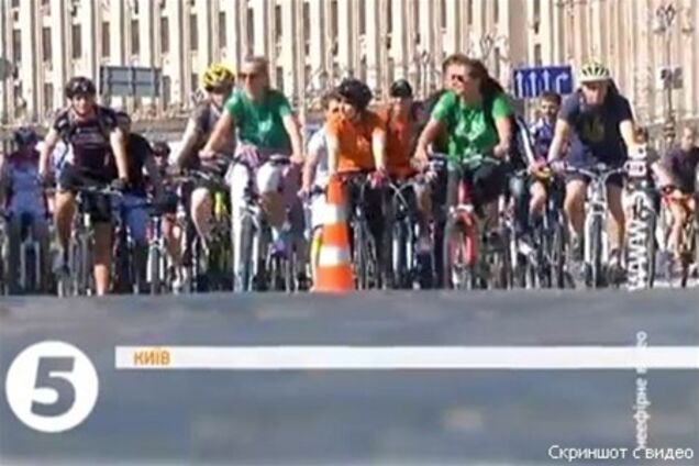 В Киеве на велодень собрались 10 тысяч велосипедистов