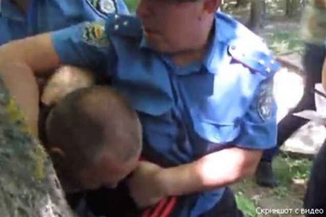 В Броварах на субботнике избили журналиста 