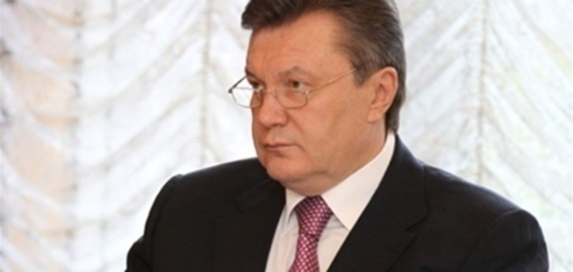 Янукович присудил премию 'Украинская книга года'