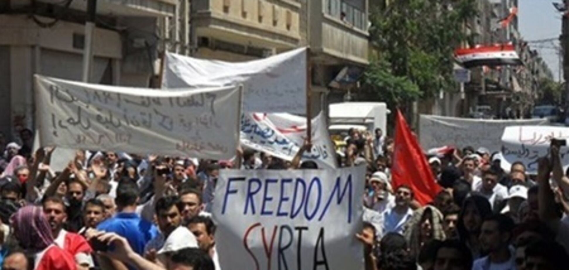 Оппозиция Сирии согласна на переговоры только после отставки Асада