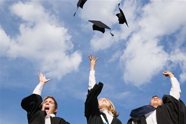 Попов посоветовал киевским выпускникам с выбором будущей профессии