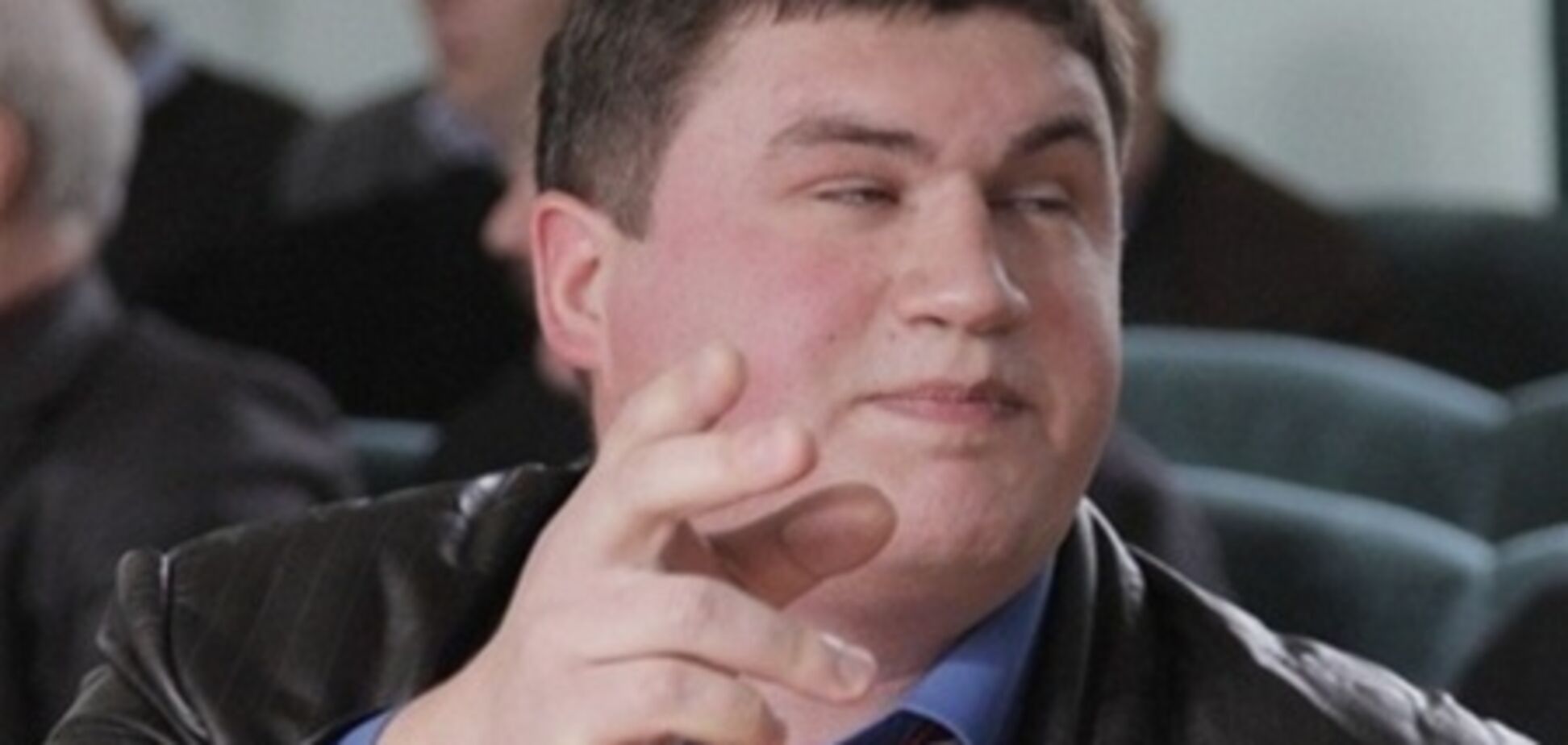 Депутат, забивший женщину молотком, арестован