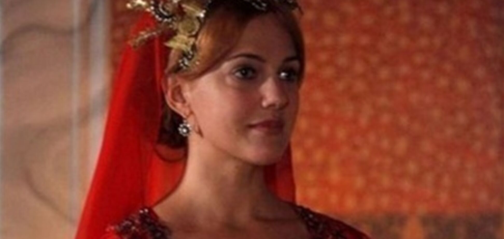 Звезду 'Великолепного века' не устроила зарплата в 12,5 тыс. евро