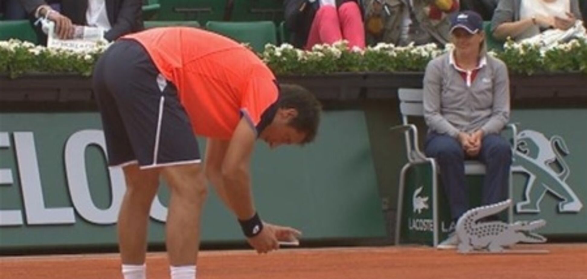 Украинца предупредили за фото на Ролан Гаррос