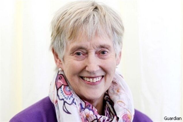 СМИ: экс-глава контрразведки призвала британцев шпионить друг за другом