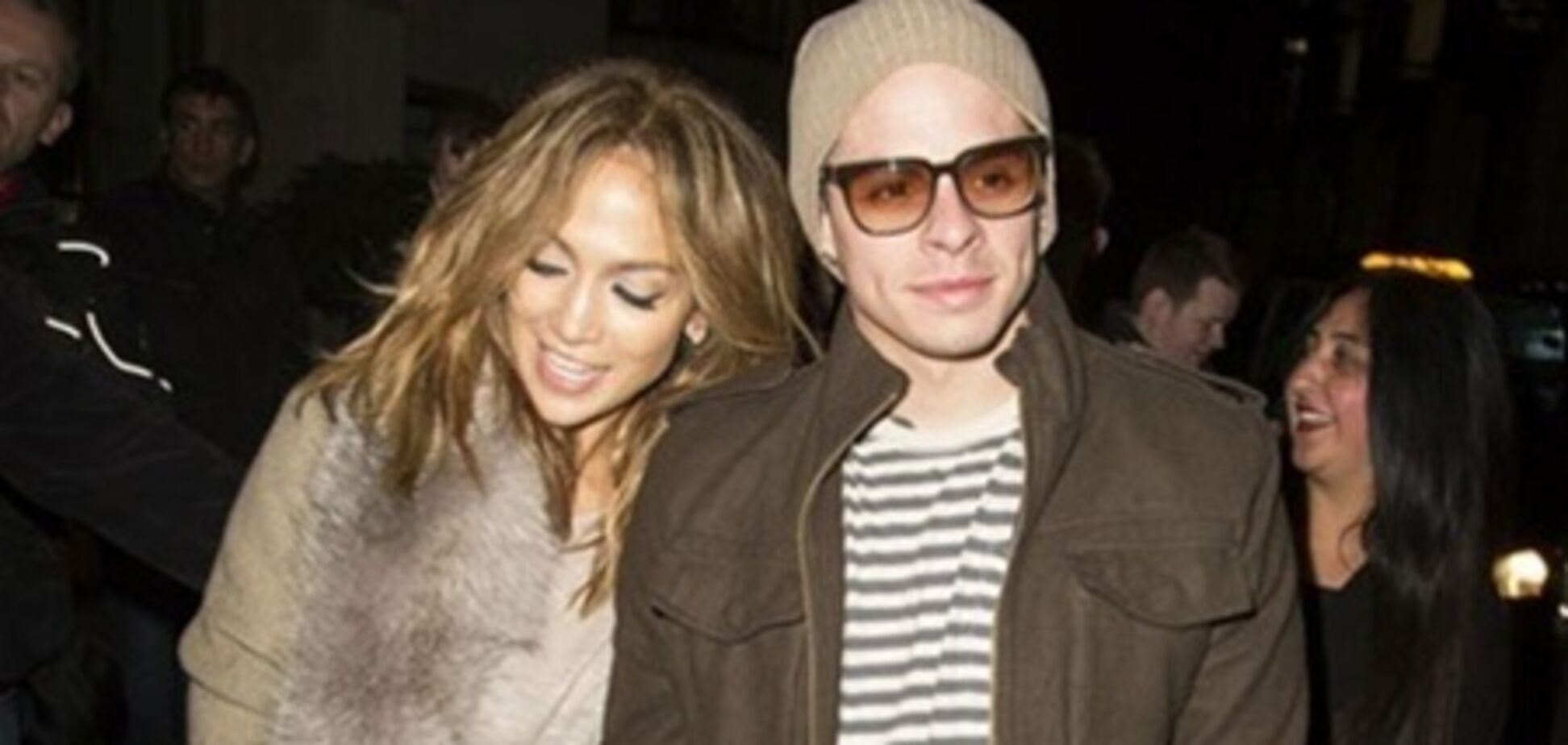 Дженнифер Лопес млеет от Каспера Смарта