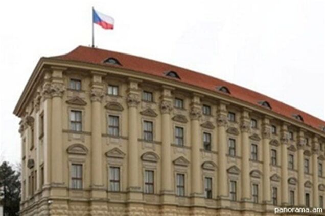 Заявление о заговоре против Януковича удивило МИД Чехии