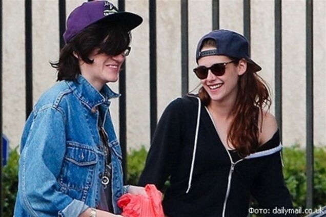 Кристен Стюарт забила на Роберта Паттинсона