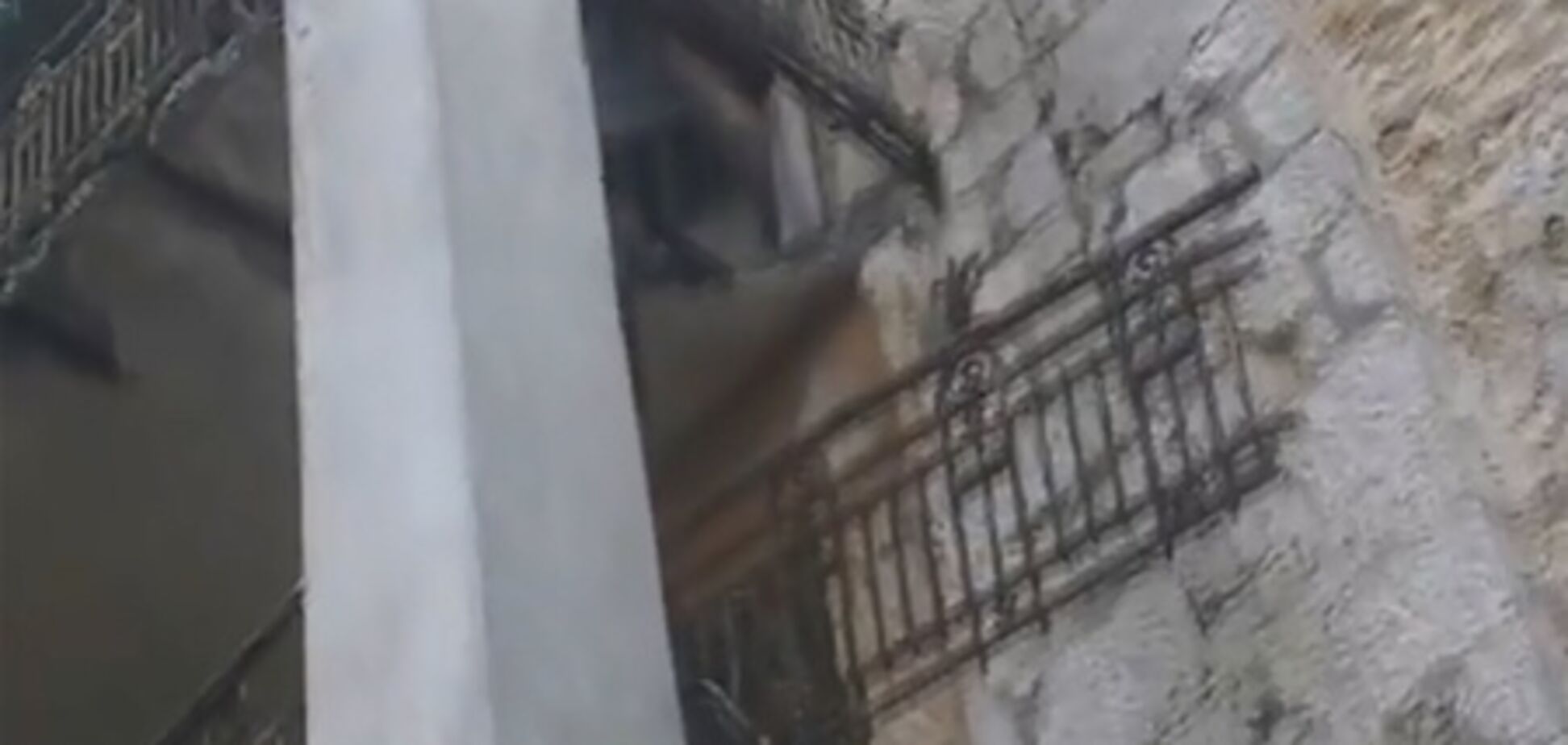 Обвалення балкона в Сімеїзі: померла дитина