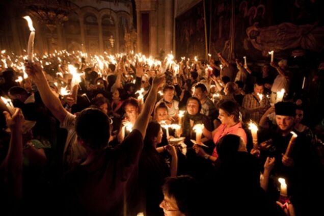 Схождение Благодатного огня