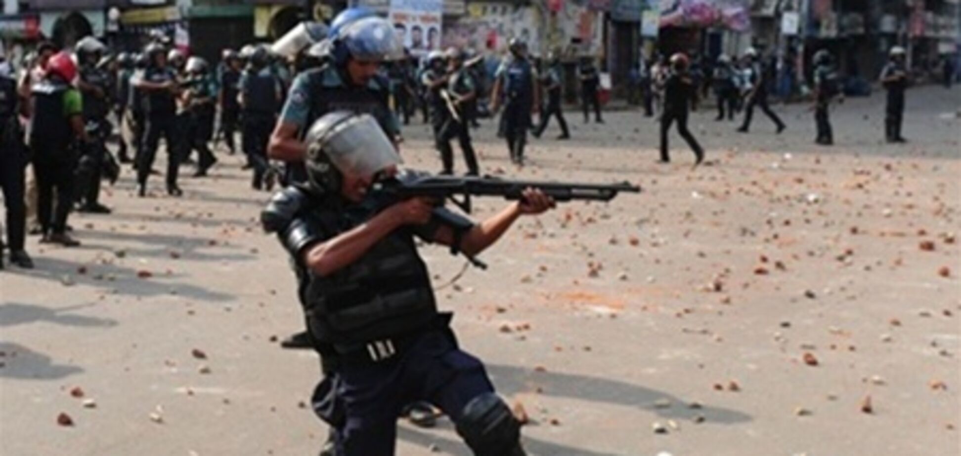 Жертвами столкновений в Бангладеш стали 40 человек