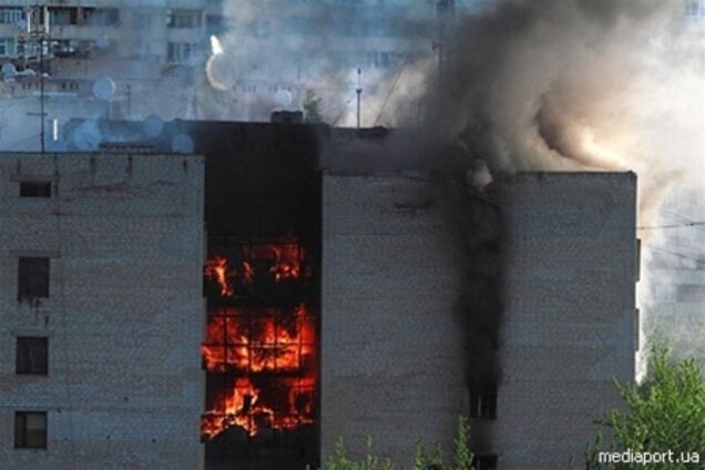 На пожаре в общежитии Харькова погибли трое