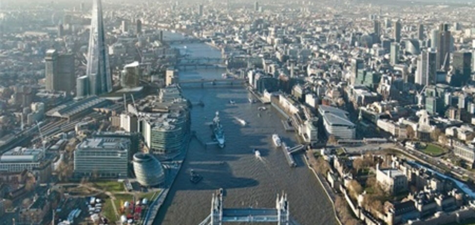 Над Лондоном начали летать первые экскурсионные вертолеты