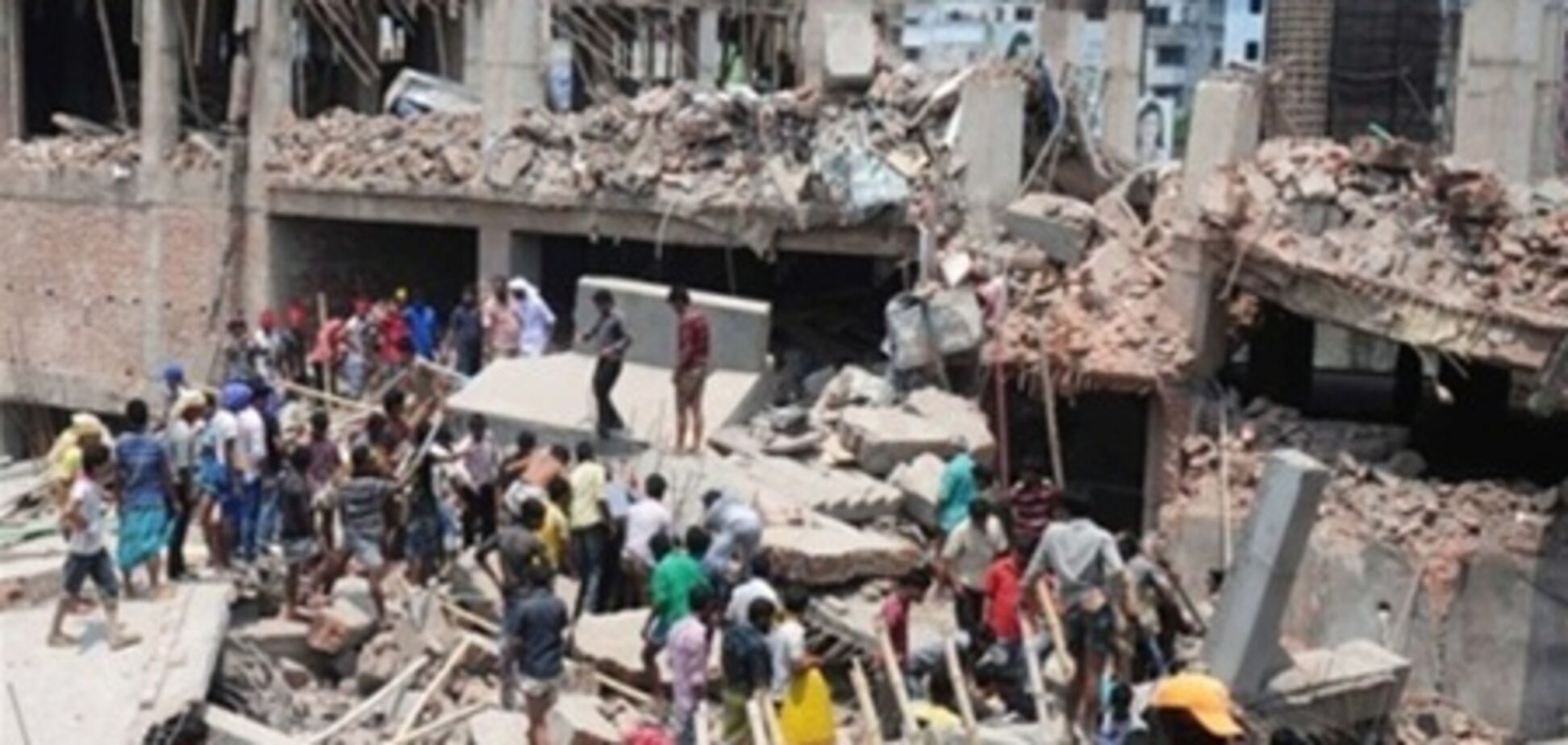 Число загиблих в Бангладеш досягло 761 людини