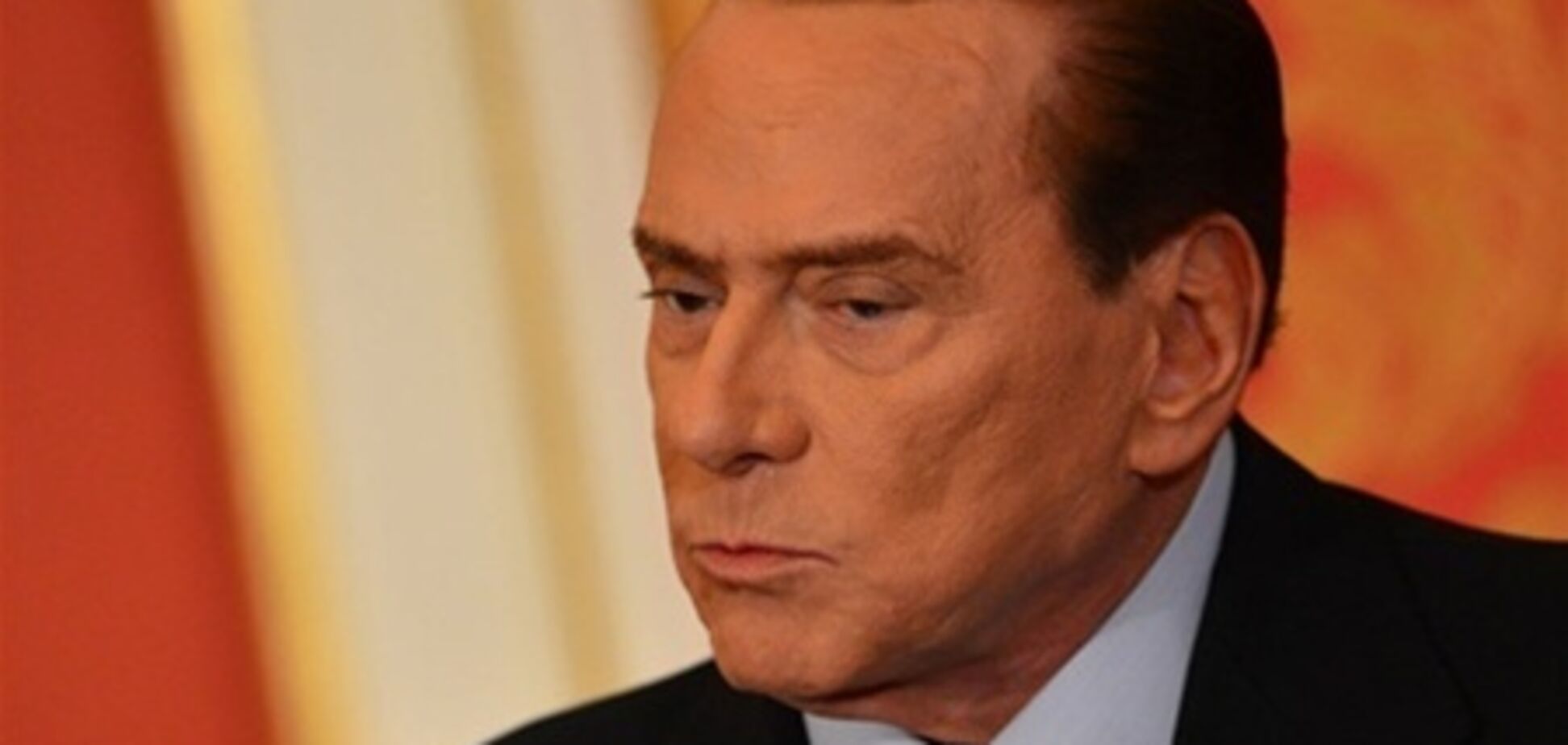 Прокуратура Неаполя вимагає судити Берлусконі за корупцію