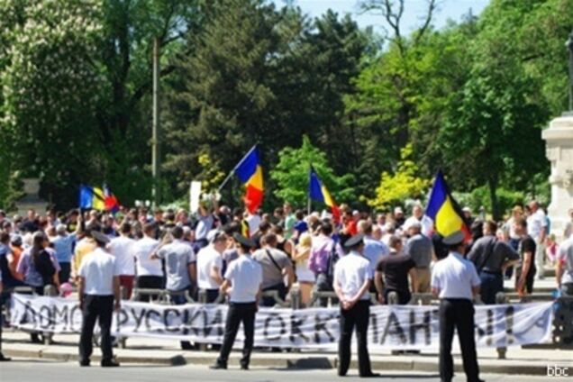 В Кишиневе требовали 'выгнать русских оккупантов'
