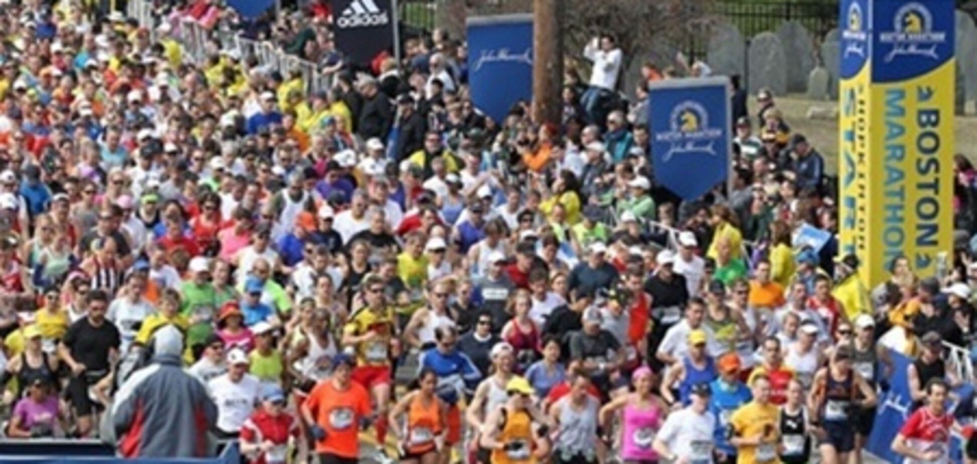 Участники Бостонского марафона инициируют завершение забега