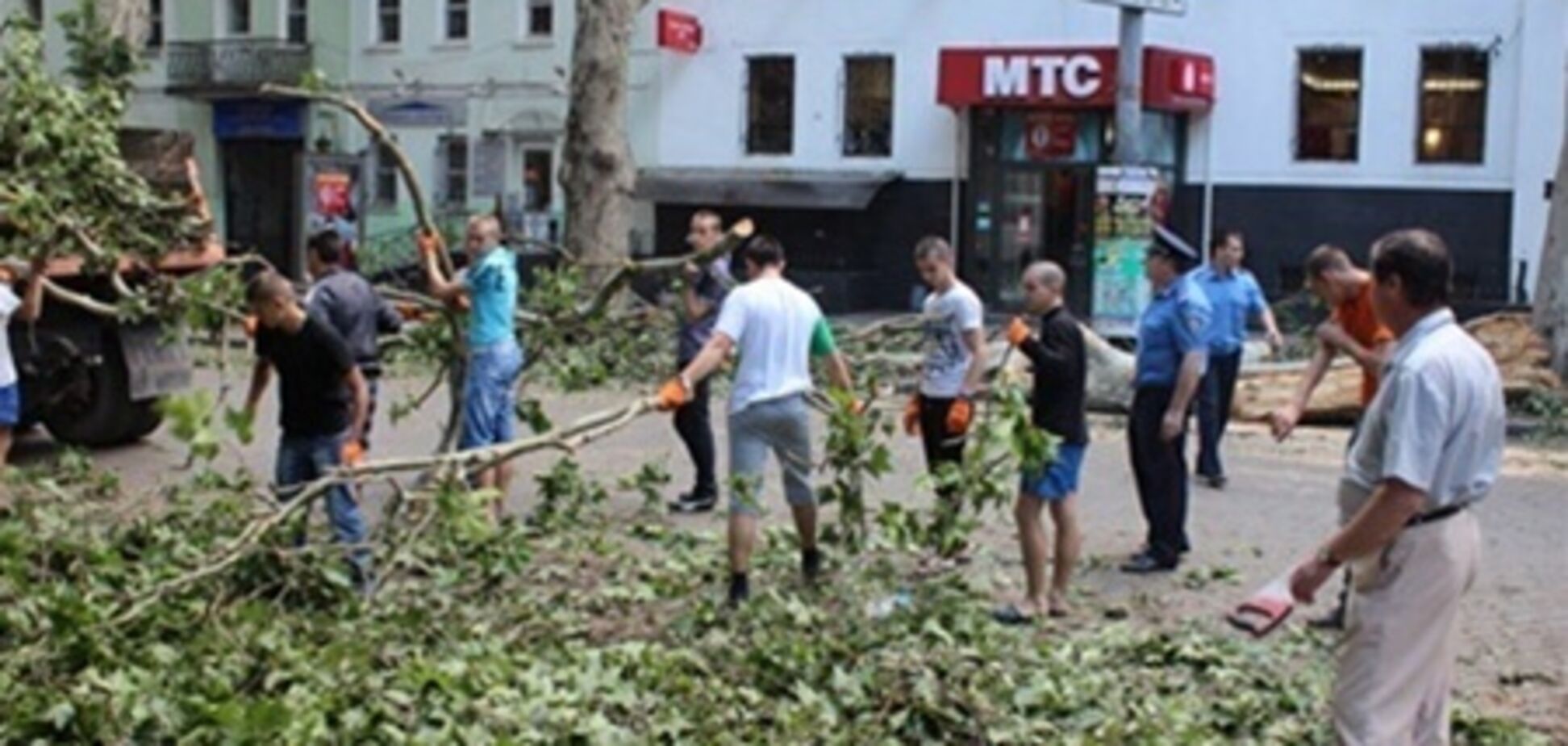 На Одесщине после урагана за медпомощью обратились 36 человек