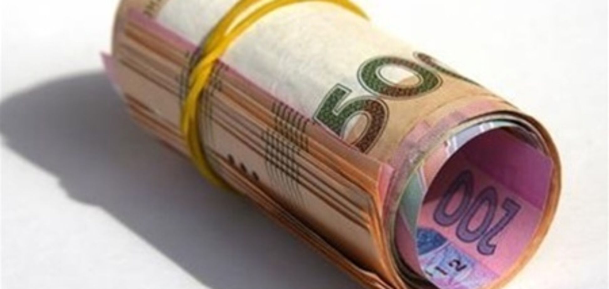 S&P: гривню ожидает девальвация до 9 грн./долл