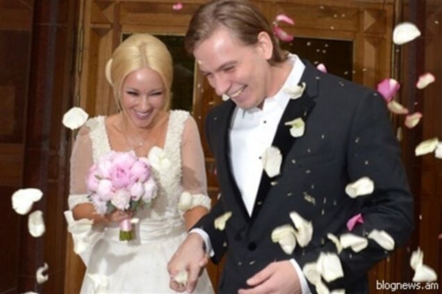 У мережу потрапили знімки шлюбної ночі Лери Кудрявцевої. Фото